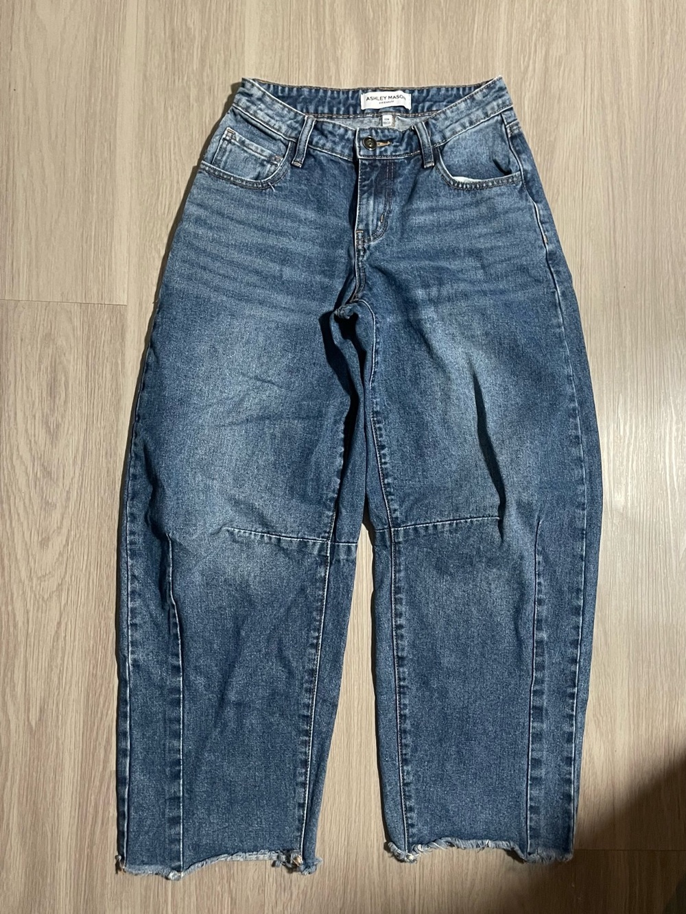 Ashley Mason Women’s Barrel Jeans